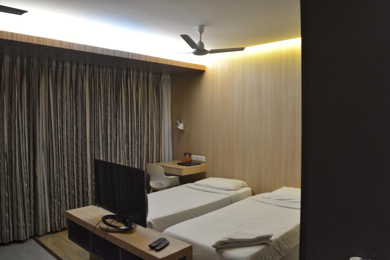 Satkar Paradise Aparthotel Manipal Ngoại thất bức ảnh